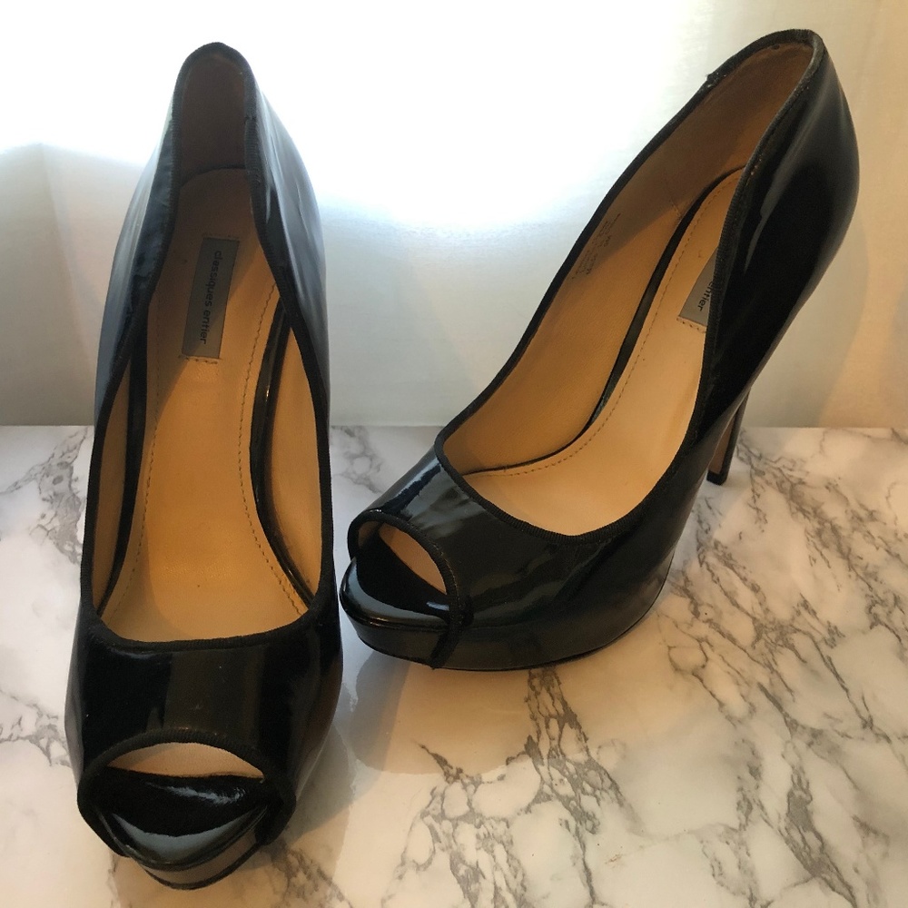 Sz 9 Classiques Entier black leather peep-toe